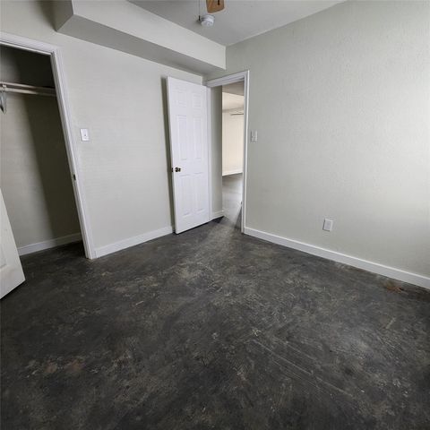 4710 Pelican Street 1, Hitchcock, TX 77563