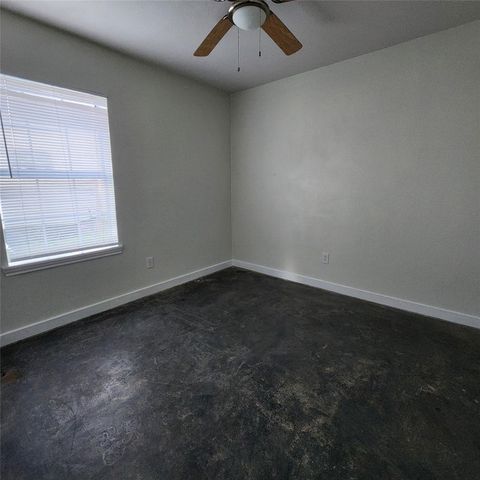 4710 Pelican Street 1, Hitchcock, TX 77563