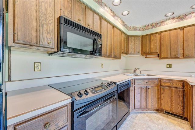 2015 Evergreen RD, Covington, VA 24426