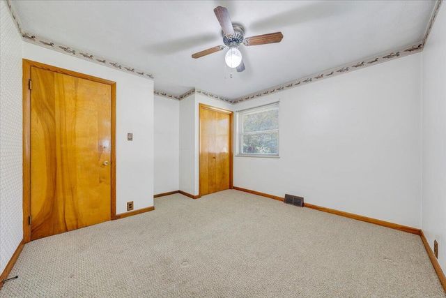 2015 Evergreen RD, Covington, VA 24426