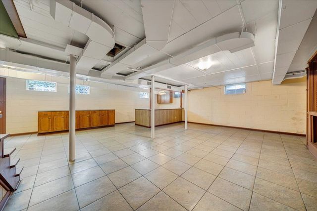 2015 Evergreen RD, Covington, VA 24426