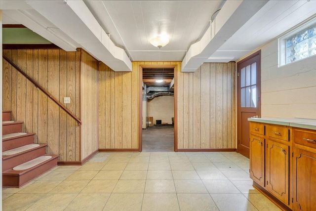 2015 Evergreen RD, Covington, VA 24426