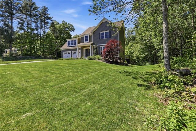 18 Hawthorne Drive, Auburn, NH 03032