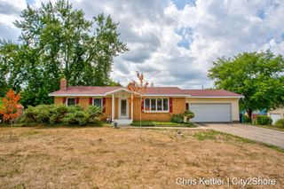 4318 17th Street, Dorr, MI 49323