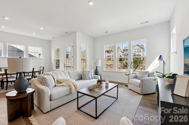 7422 Westrow Avenue, Charlotte, NC 28278