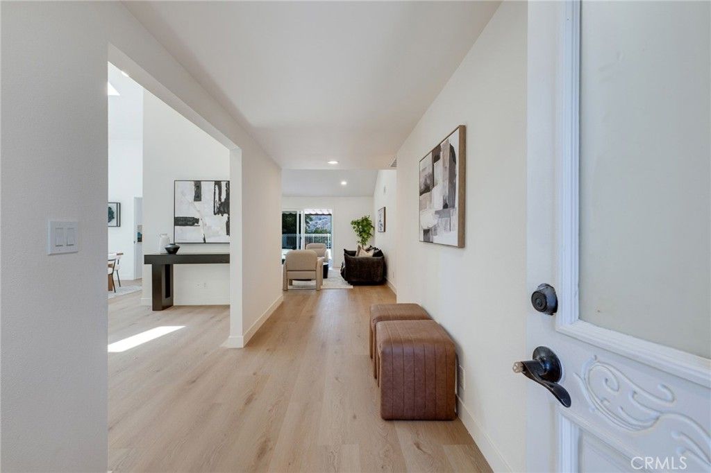 9257 La Shell Drive, Tujunga, CA 91042 — photo 3