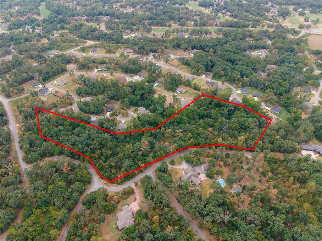Cambeltown Lane, Bella Vista, AR 72715