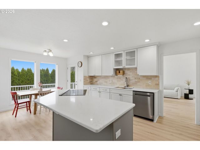 23760 Sw SCOTT RIDGE Ter, Sherwood, OR 97140