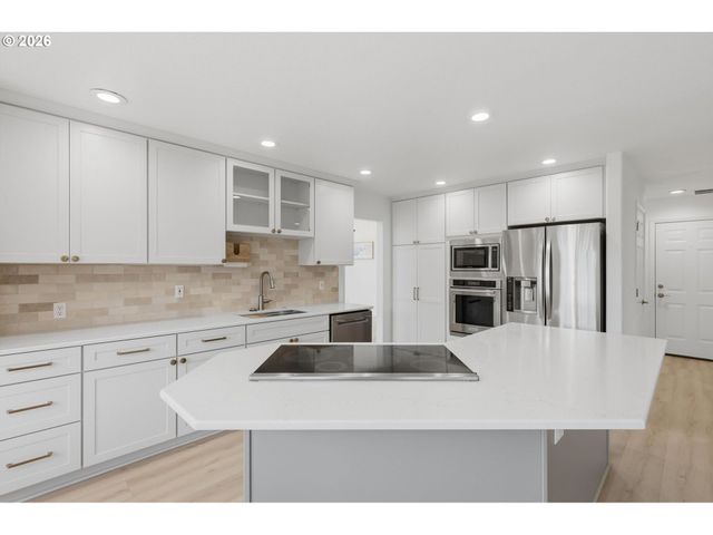 23760 Sw SCOTT RIDGE Ter, Sherwood, OR 97140