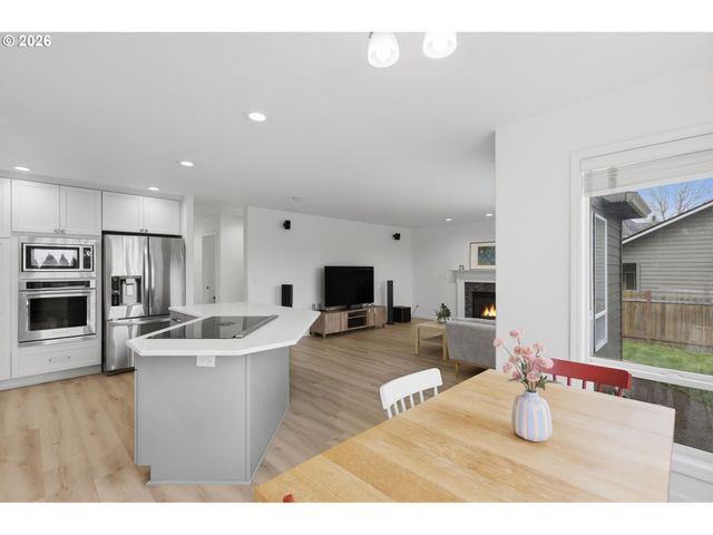 23760 Sw SCOTT RIDGE Ter, Sherwood, OR 97140