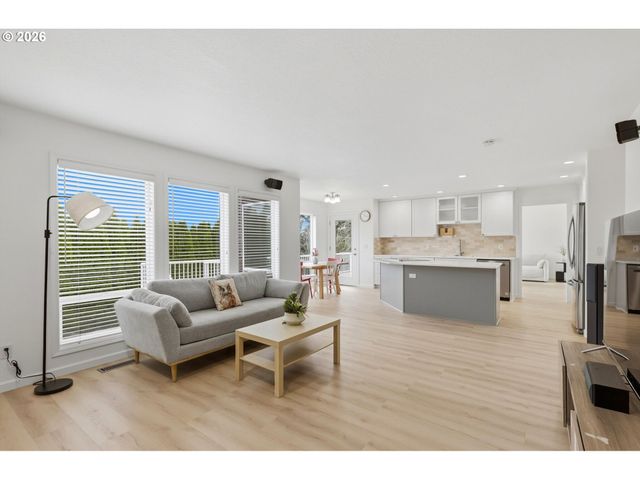 23760 Sw SCOTT RIDGE Ter, Sherwood, OR 97140