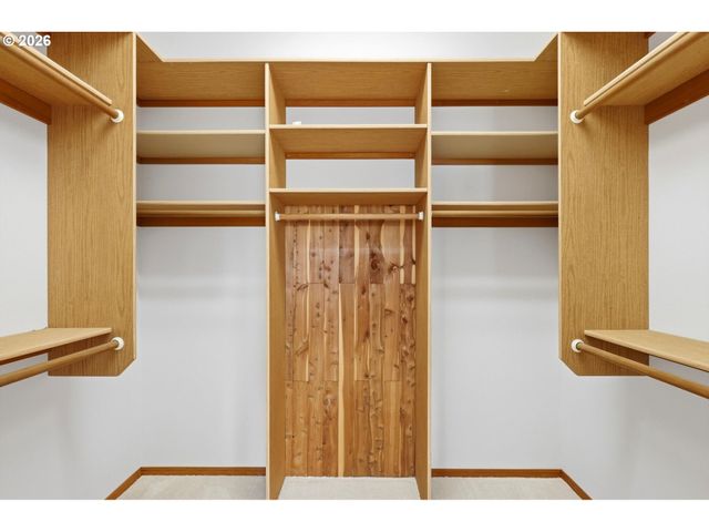 23760 Sw SCOTT RIDGE Ter, Sherwood, OR 97140