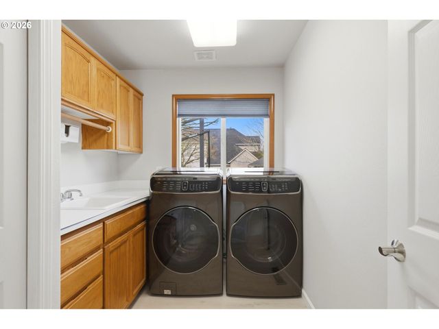 23760 Sw SCOTT RIDGE Ter, Sherwood, OR 97140