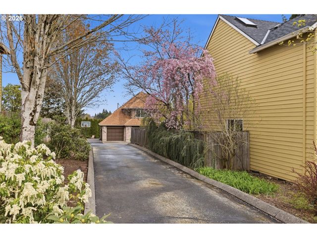 23760 Sw SCOTT RIDGE Ter, Sherwood, OR 97140