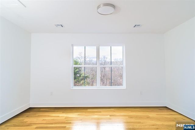 15 Walker Avenue, West Milford, NJ 07480