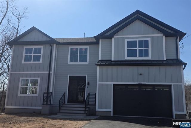 15 Walker Avenue, West Milford, NJ 07480