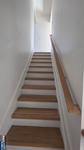 15 Walker Avenue, West Milford, NJ 07480