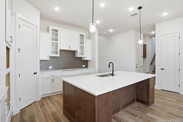 346 Haby Hollow, San Antonio, TX 78253