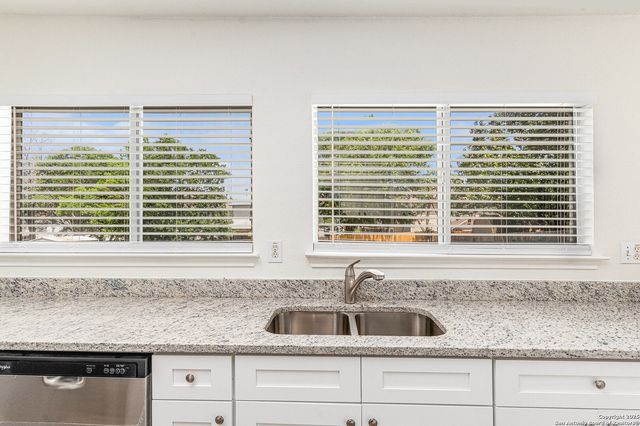 17018 Cortland Rdg, San Antonio, TX 78247