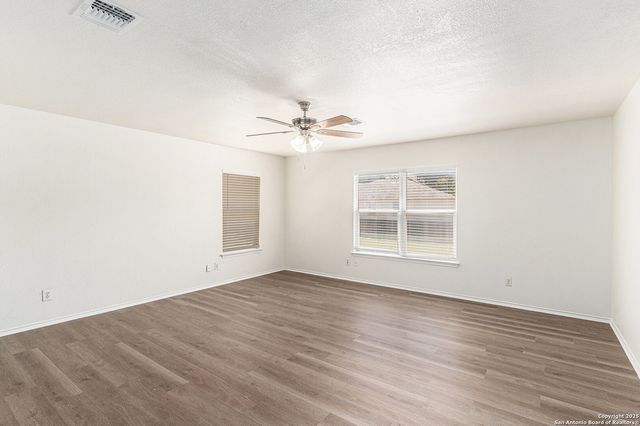 17018 Cortland Rdg, San Antonio, TX 78247
