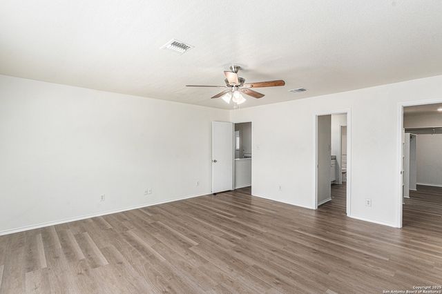 17018 Cortland Rdg, San Antonio, TX 78247