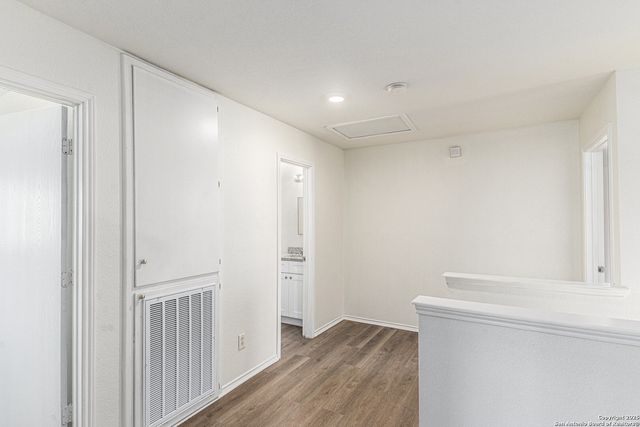 17018 Cortland Rdg, San Antonio, TX 78247
