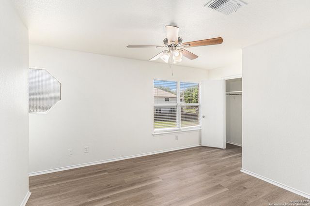 17018 Cortland Rdg, San Antonio, TX 78247
