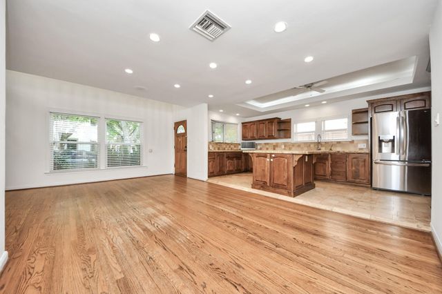 3912 Ruskin Street, Houston, TX 77005