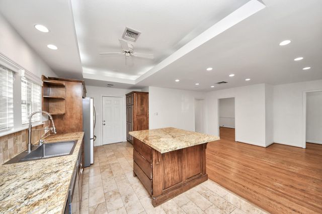 3912 Ruskin Street, Houston, TX 77005