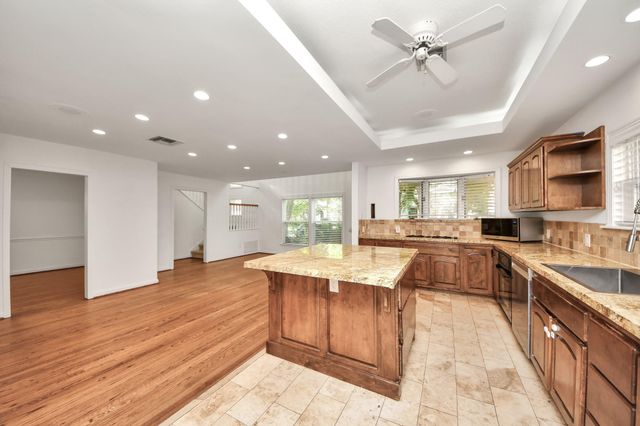 3912 Ruskin Street, Houston, TX 77005