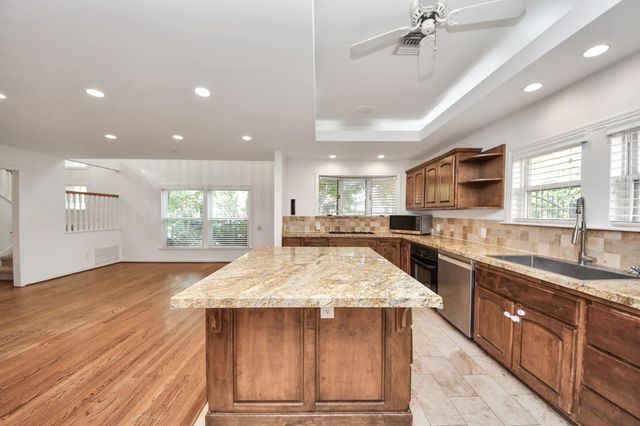 3912 Ruskin Street, Houston, TX 77005