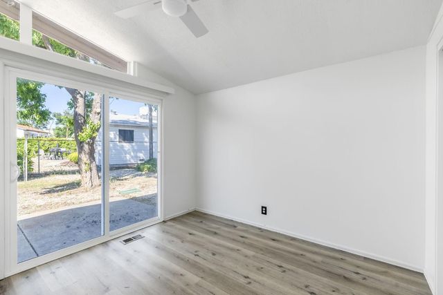951 Duchow Way, Folsom, CA 95630