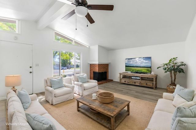 951 Duchow Way, Folsom, CA 95630