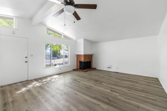 951 Duchow Way, Folsom, CA 95630