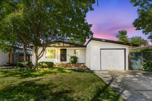 951 Duchow Way, Folsom, CA 95630