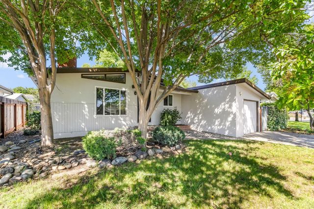 951 Duchow Way, Folsom, CA 95630