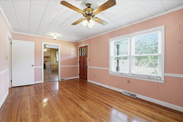 208 Skyland Drive, Clinton, SC 29325