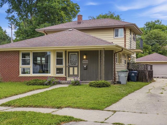 3334 N 98th STREET, Milwaukee, WI 53222