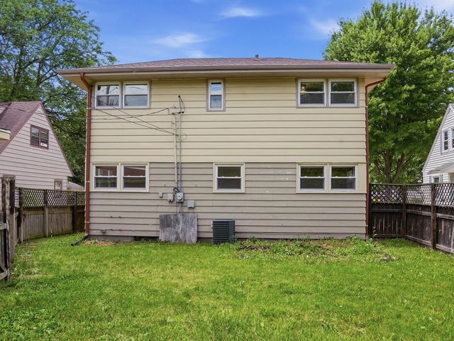3334 N 98th STREET, Milwaukee, WI 53222