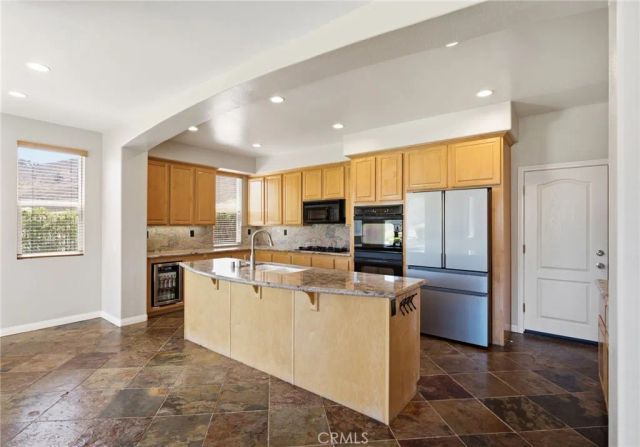 424 Peter, Simi Valley, CA 93065