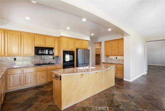 424 Peter, Simi Valley, CA 93065