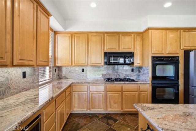 424 Peter, Simi Valley, CA 93065