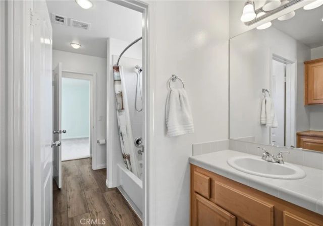 424 Peter, Simi Valley, CA 93065