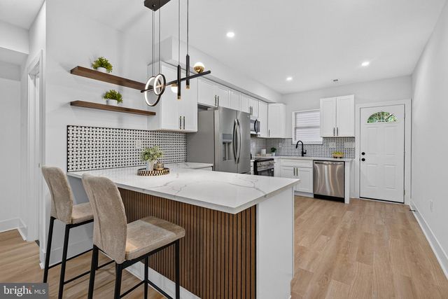 758 MELVILLE AVE, Baltimore, MD 21218