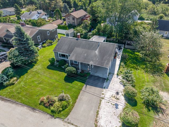 43 Bellavista Dr, Bourne, MA 02559