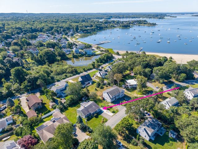 43 Bellavista Dr, Bourne, MA 02559