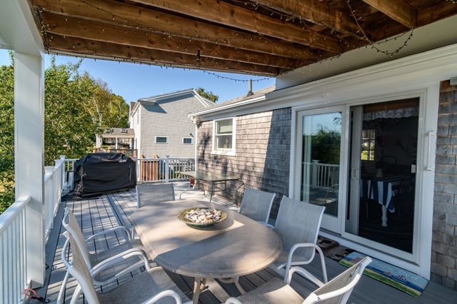 43 Bellavista Dr, Bourne, MA 02559