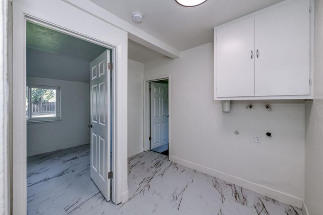 2977 E Harvard, Fresno, CA 93703