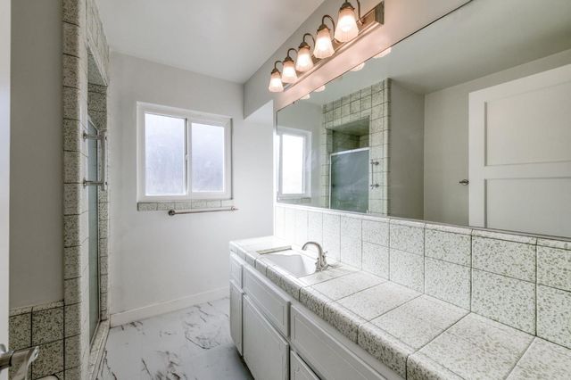 2977 E Harvard, Fresno, CA 93703