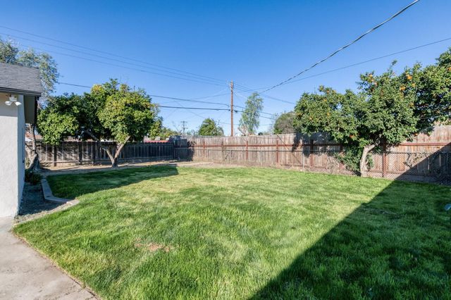 2977 E Harvard, Fresno, CA 93703